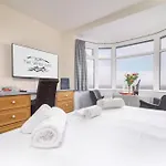 The Wheeldale 4* וויטבי